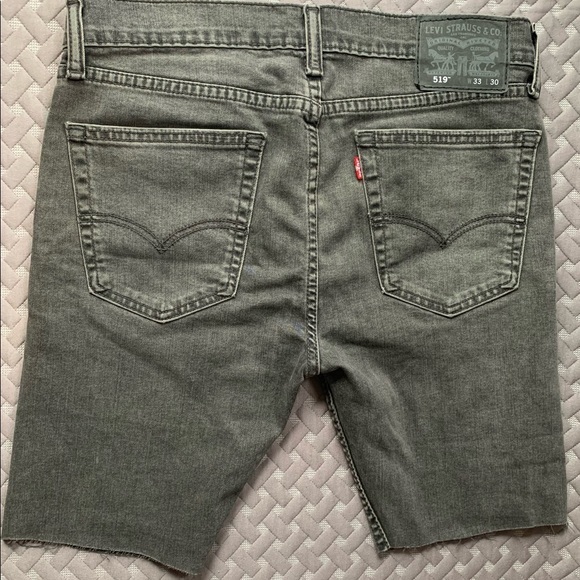 Super-Skinny Levi’s shorts Gray 519” W33/L30 - Picture 4 of 4